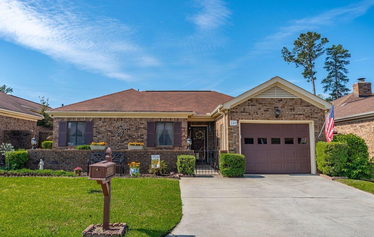 140 Patio Place