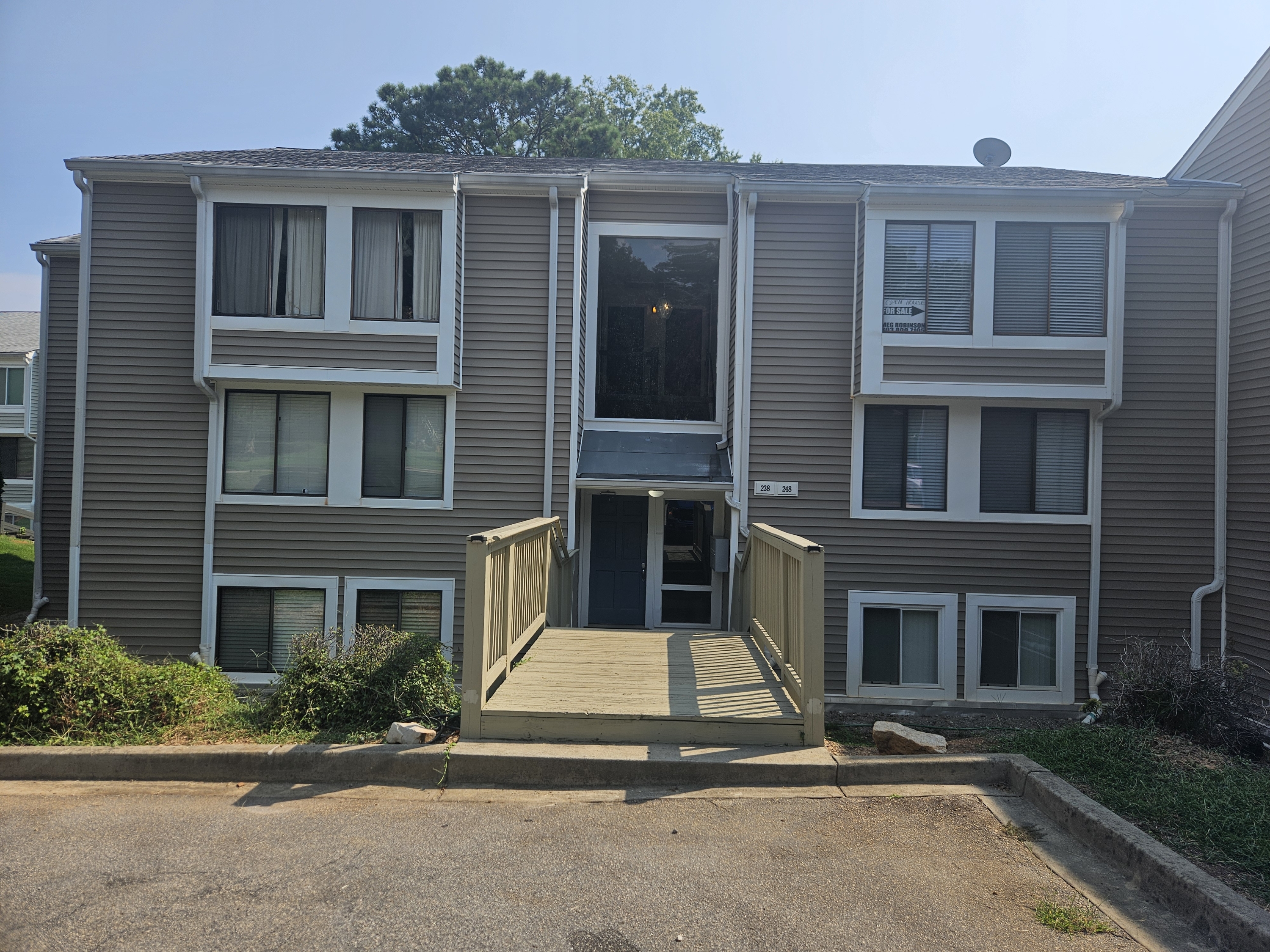 246 Shoreline Drive - 1